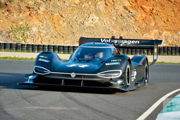 Гоночный автомобиль Volkswagen ID R Источник: RaceDepartment